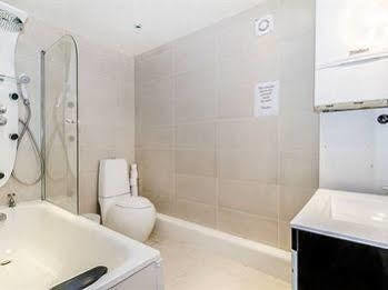 Windsor Holiday Apartments Londra Exterior foto